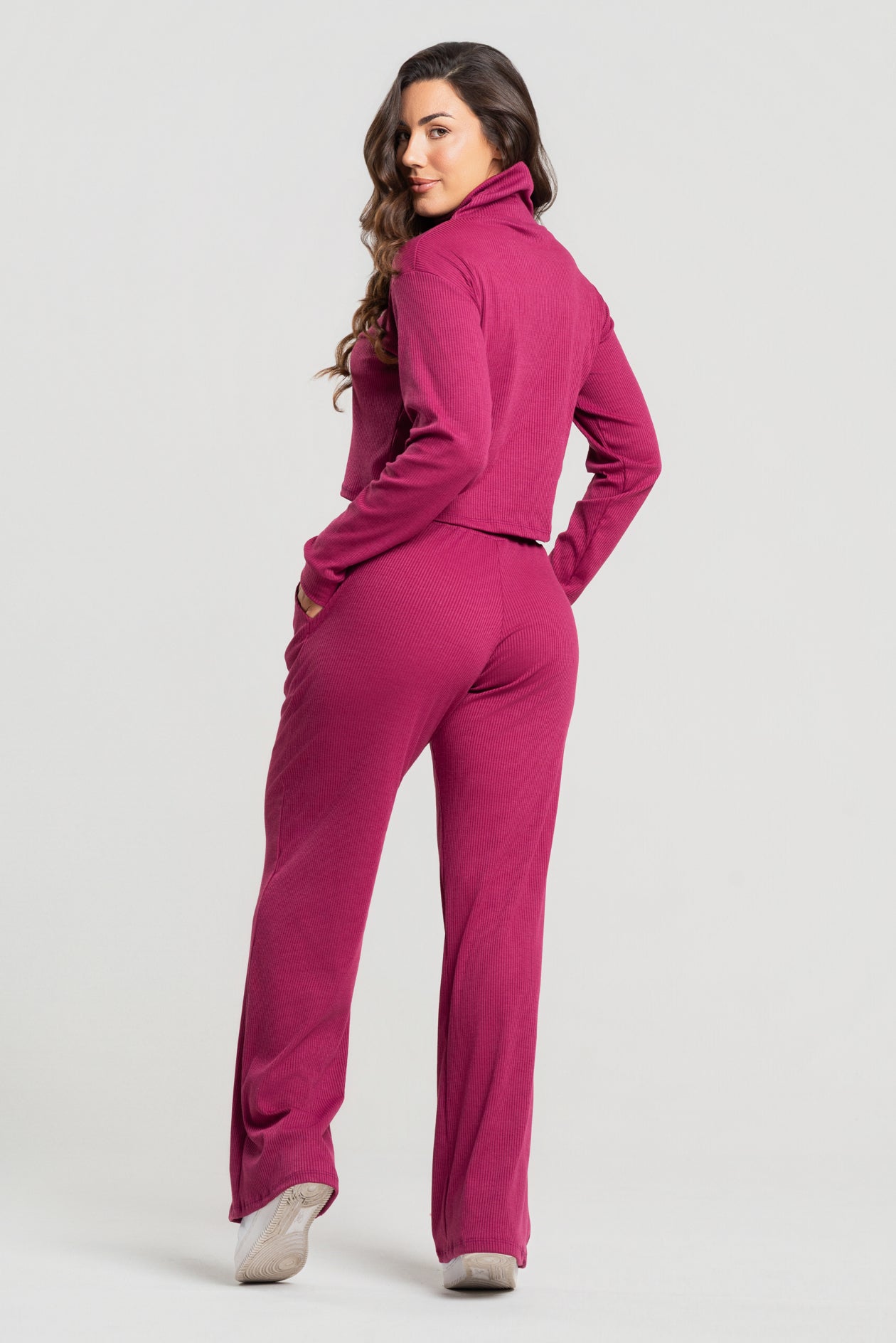 Conjunto Canelado Calça Pantalona + Blusa Golão Manga Longa Vinho - Vicbela