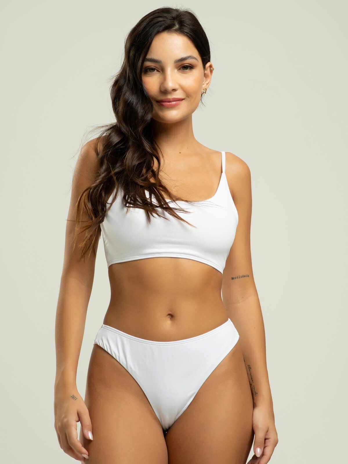 Biquíni Faixa Calcinha Fio Duplo Liso Branco - Vicbela