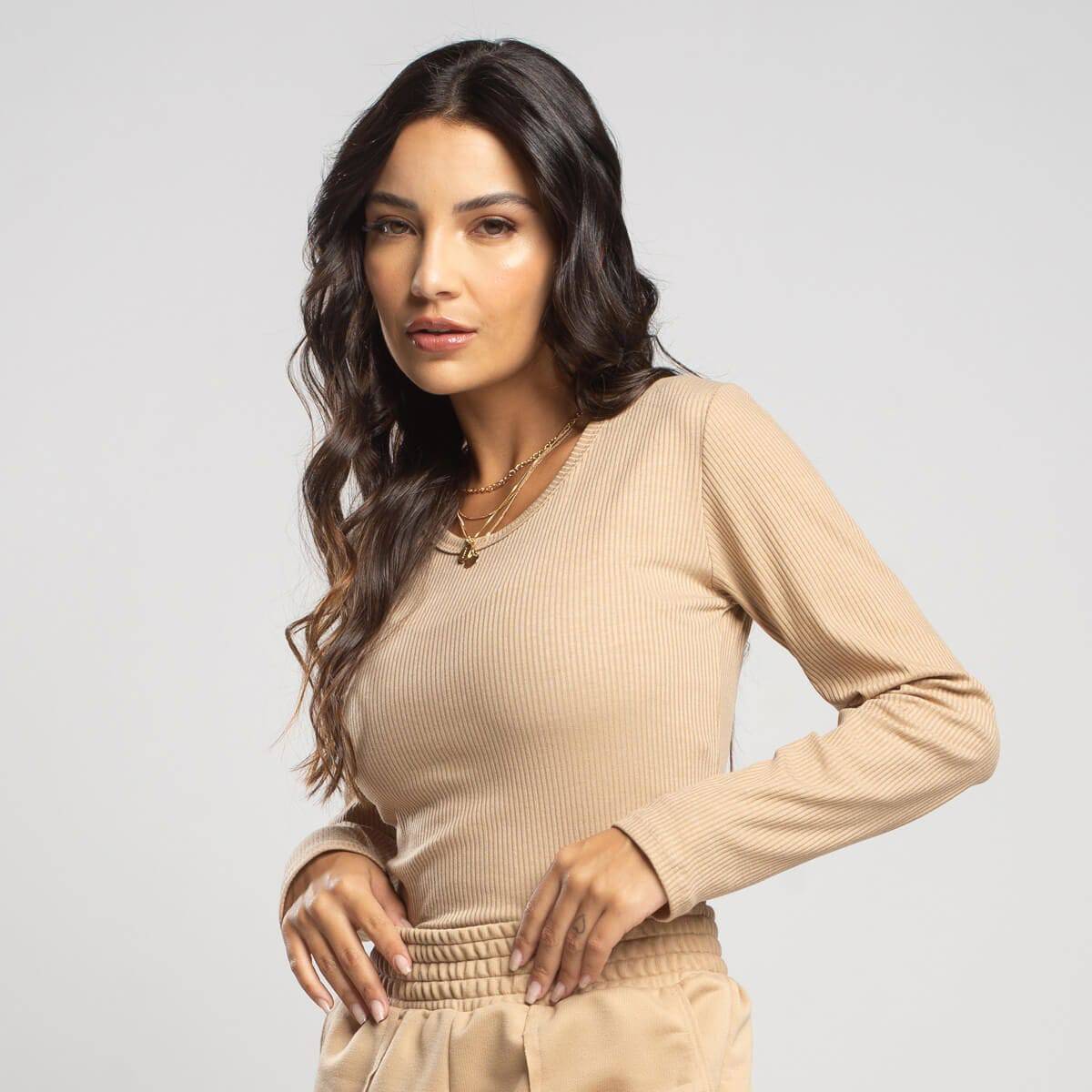 Blusa Manga Longa Canelada Bege - Vicbela