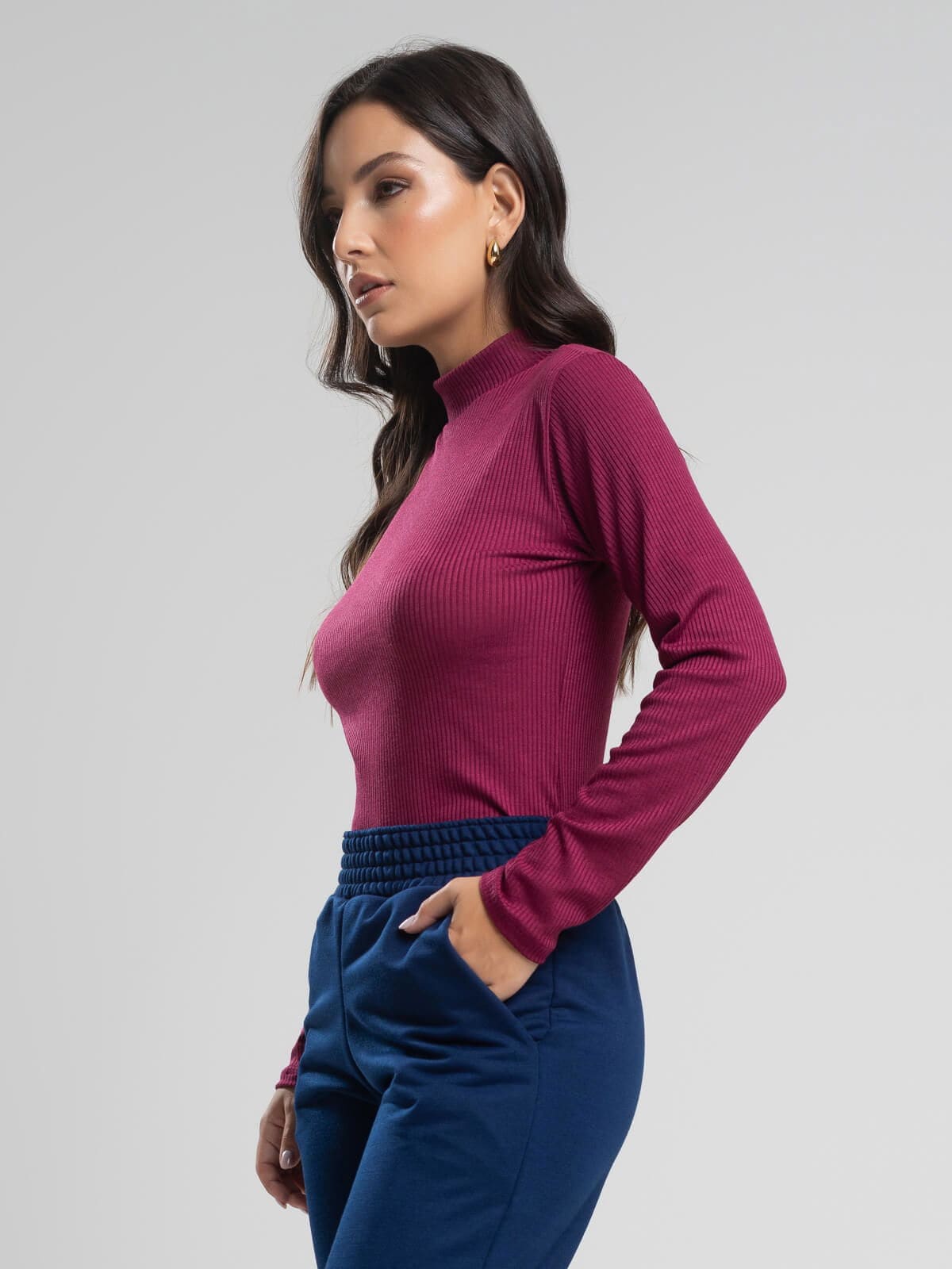Blusa Manga Longa Gola Alta Canelada Vinho - Vicbela