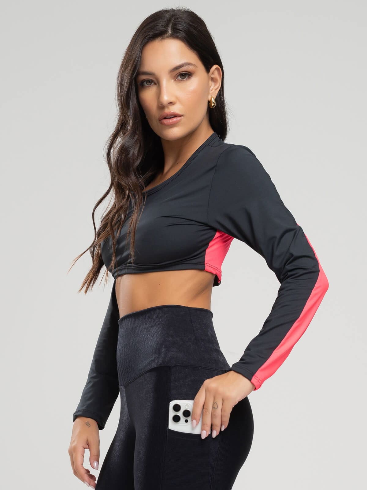 Cropped Proteção UV Faixa nas Costas Preto - Vicbela