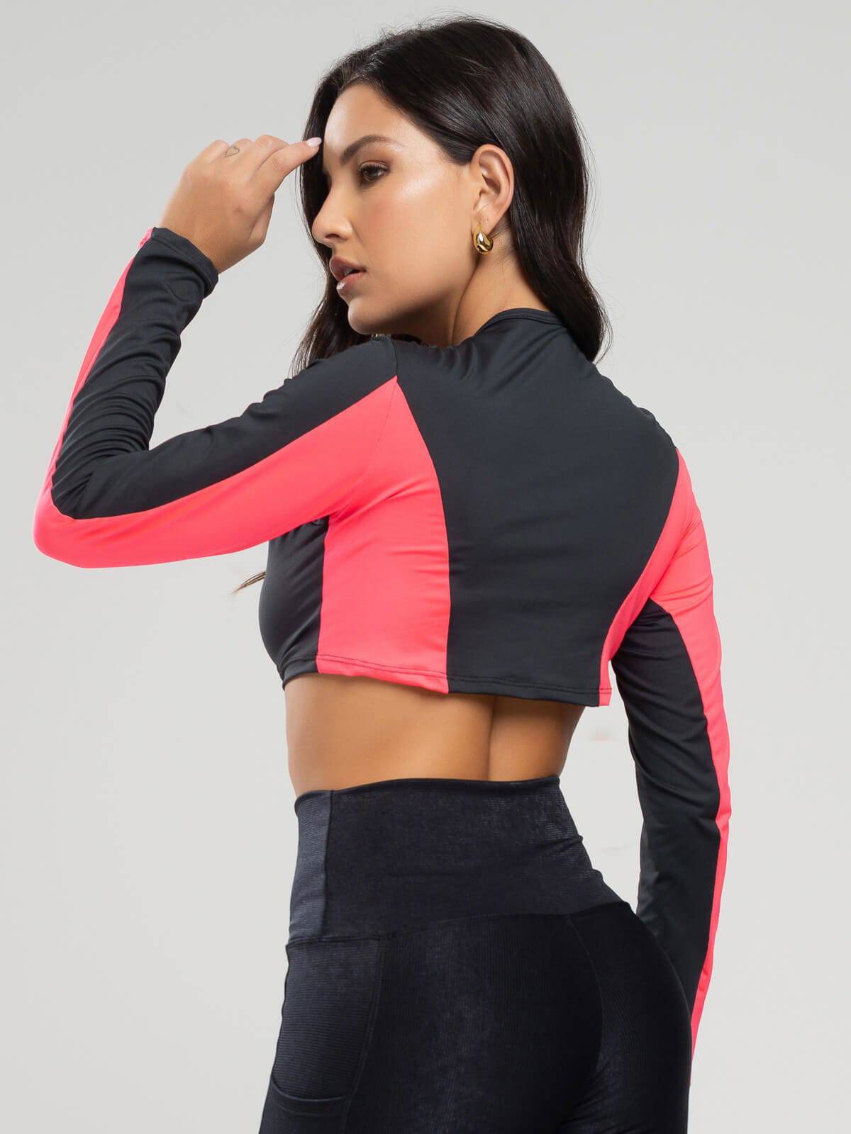 Cropped Proteção UV Faixa nas Costas Preto - Vicbela