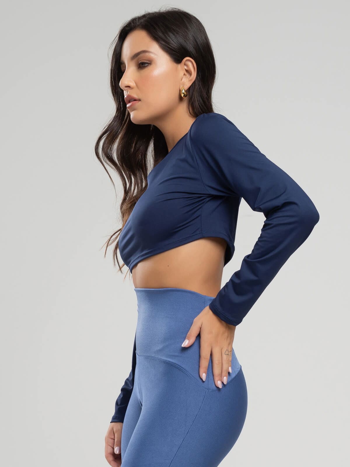 Cropped Proteção UV Liso Azul Marinho - Vicbela