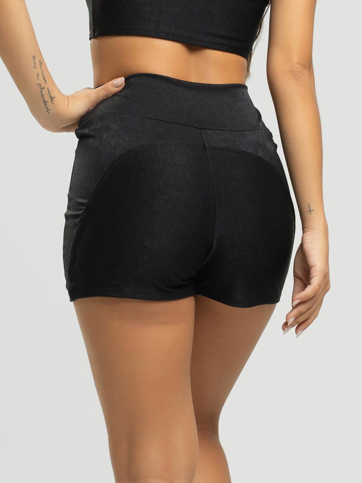Short Curto Fitness Recortes Suplex Wonder Preto - Vicbela