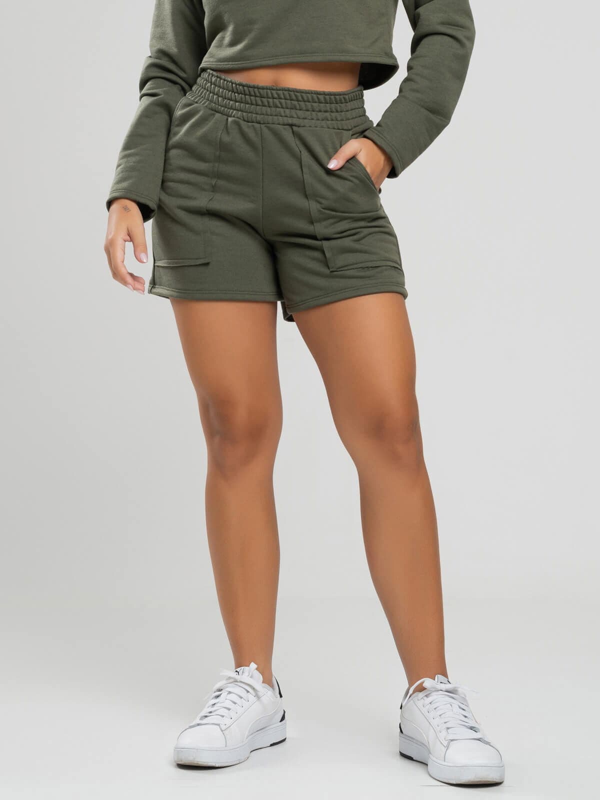 Short Curto Moletinho Verde - Vicbela