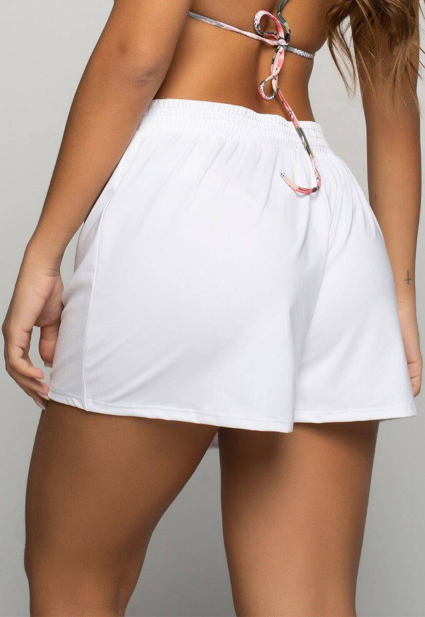 Short Curto Proteção UV Liso Branco - Vicbela