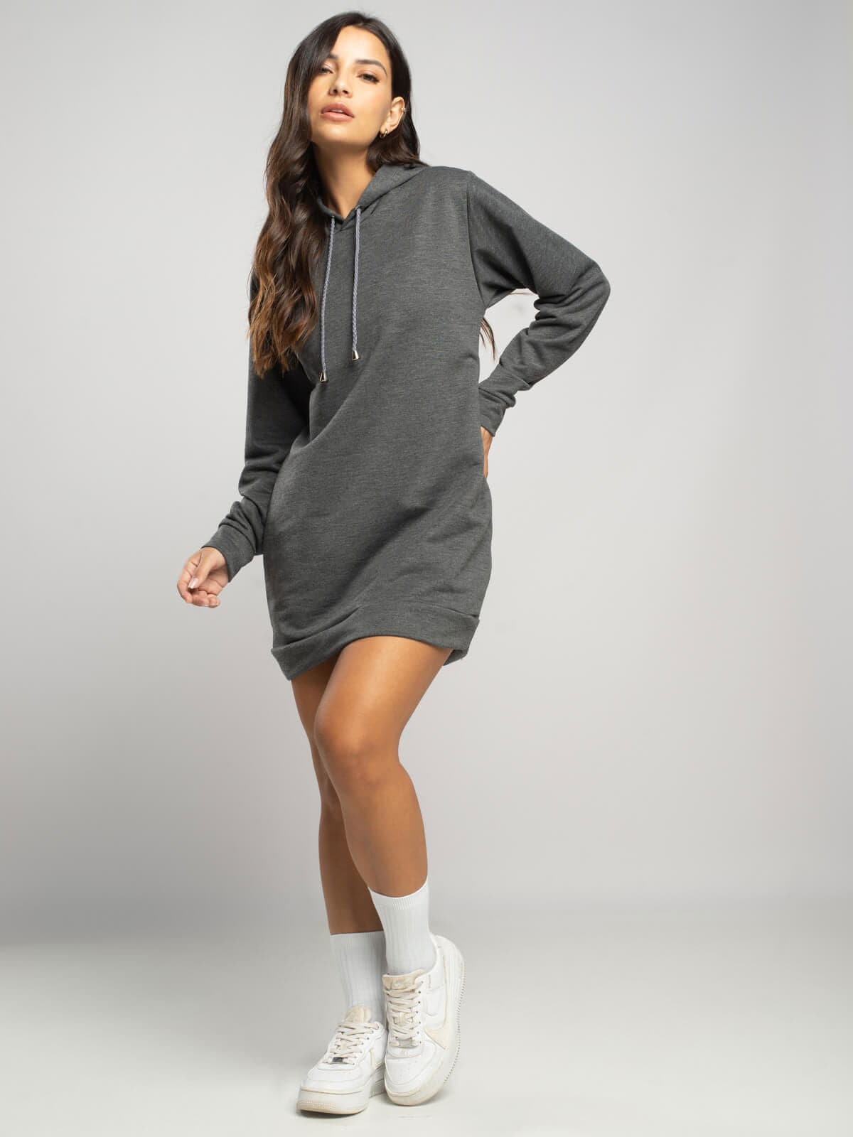 Vestido Blusão Com Capuz Manga Longa Grafite - Vicbela