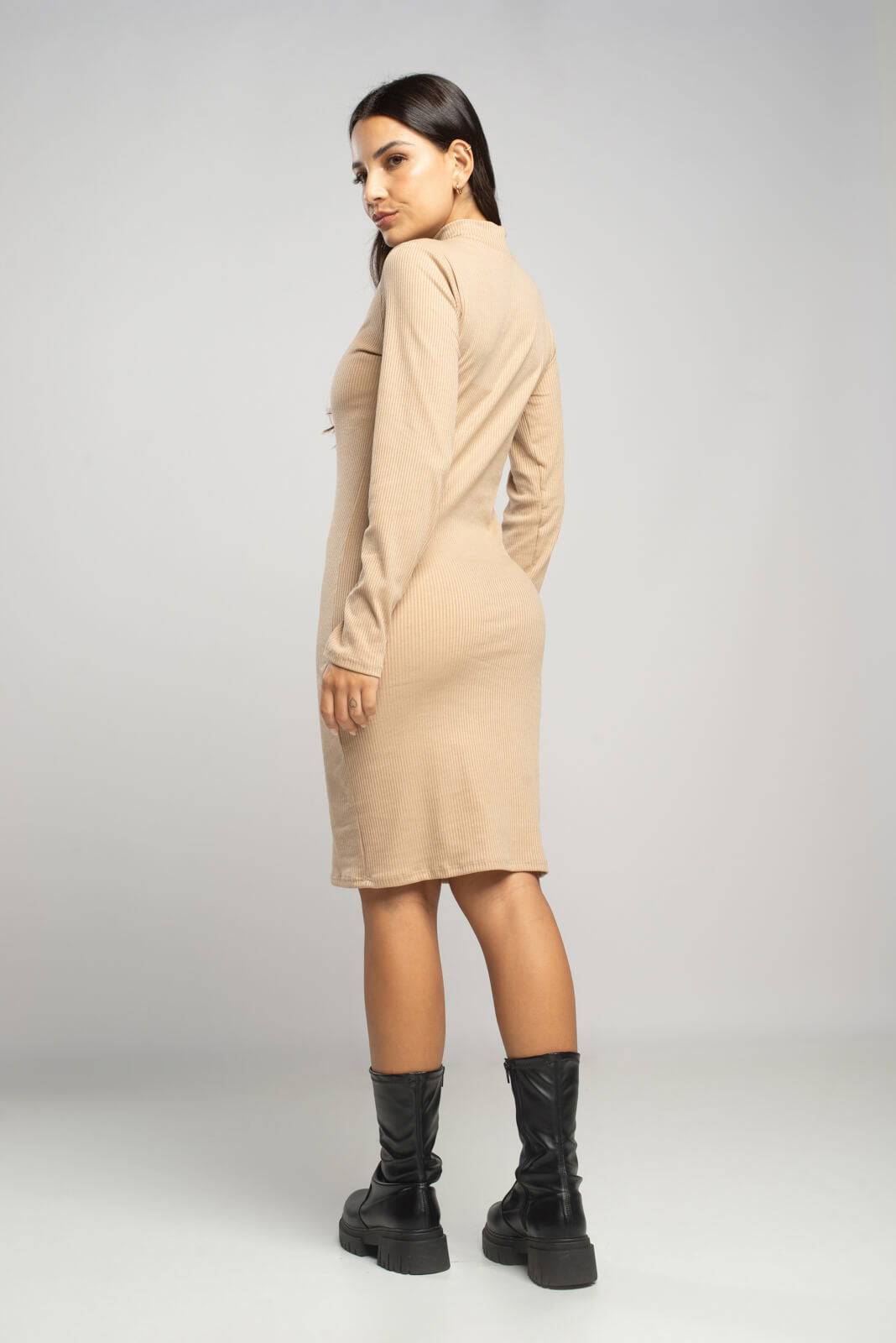 Vestido Midi Manga Longa Gola Alta Bege - Vicbela