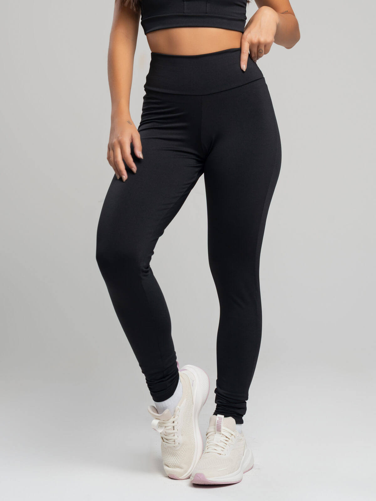 Calça Legging Cintura Alta Suplex Preto - Vicbela