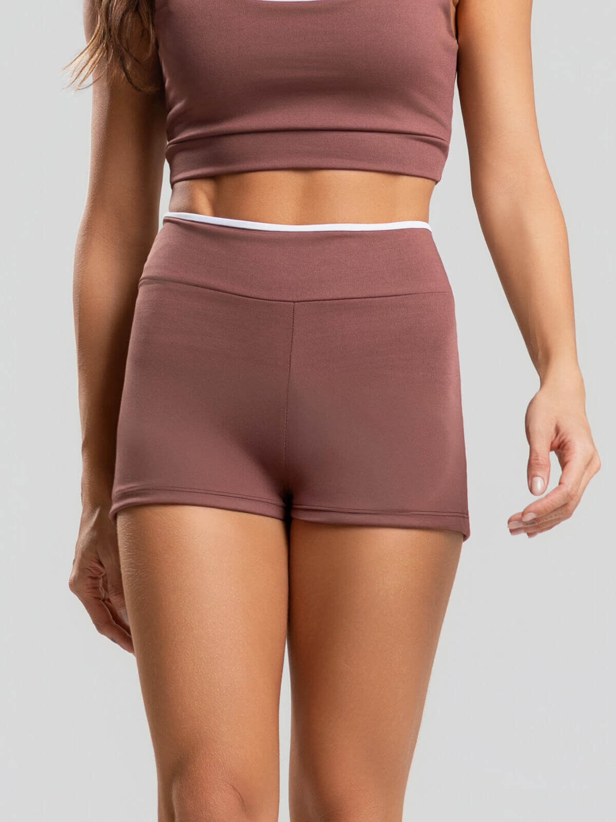 Short Curto Bicolor Suplex Marrom - Vicbela