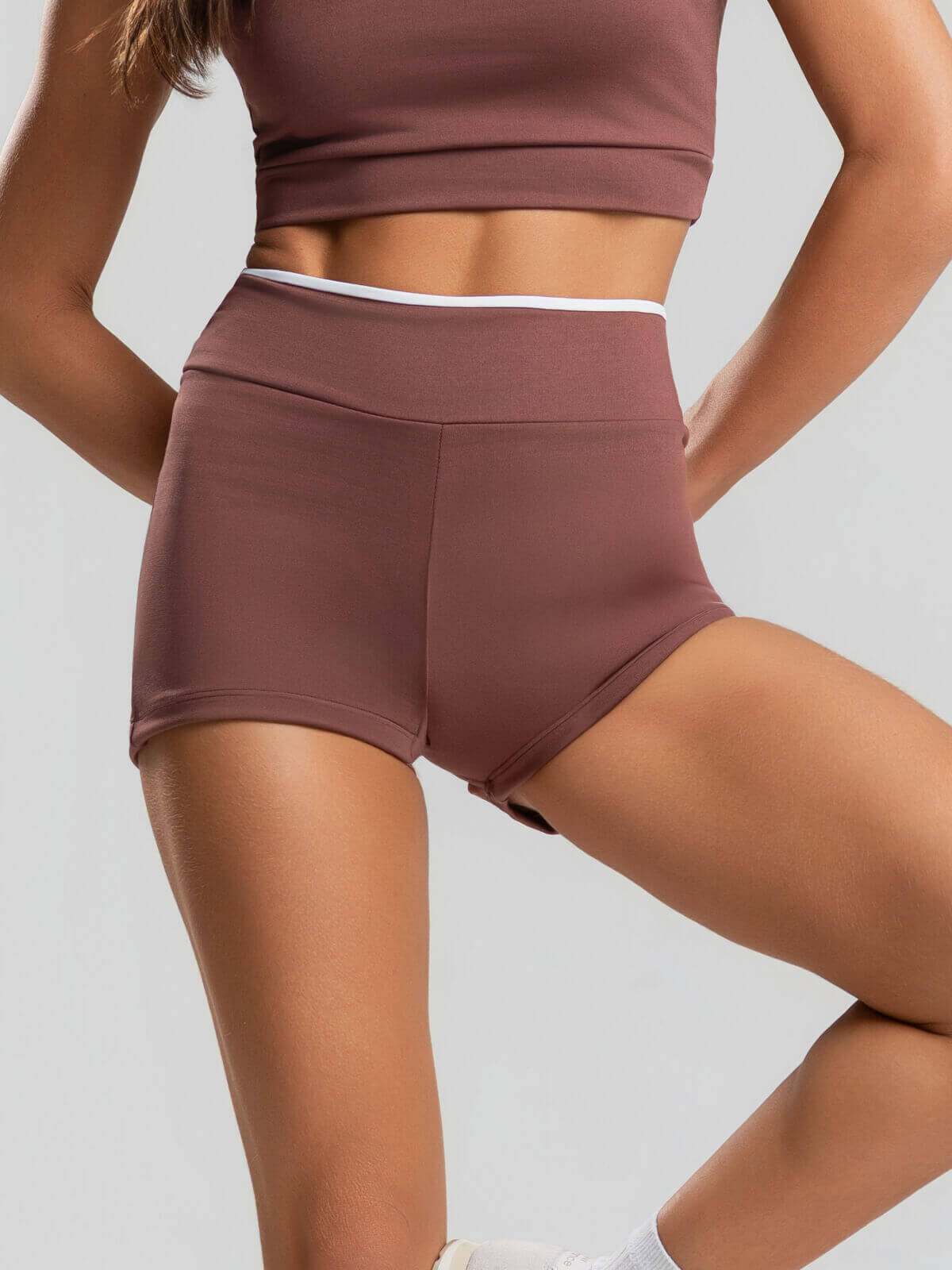 Short Curto Bicolor Suplex Marrom - Vicbela