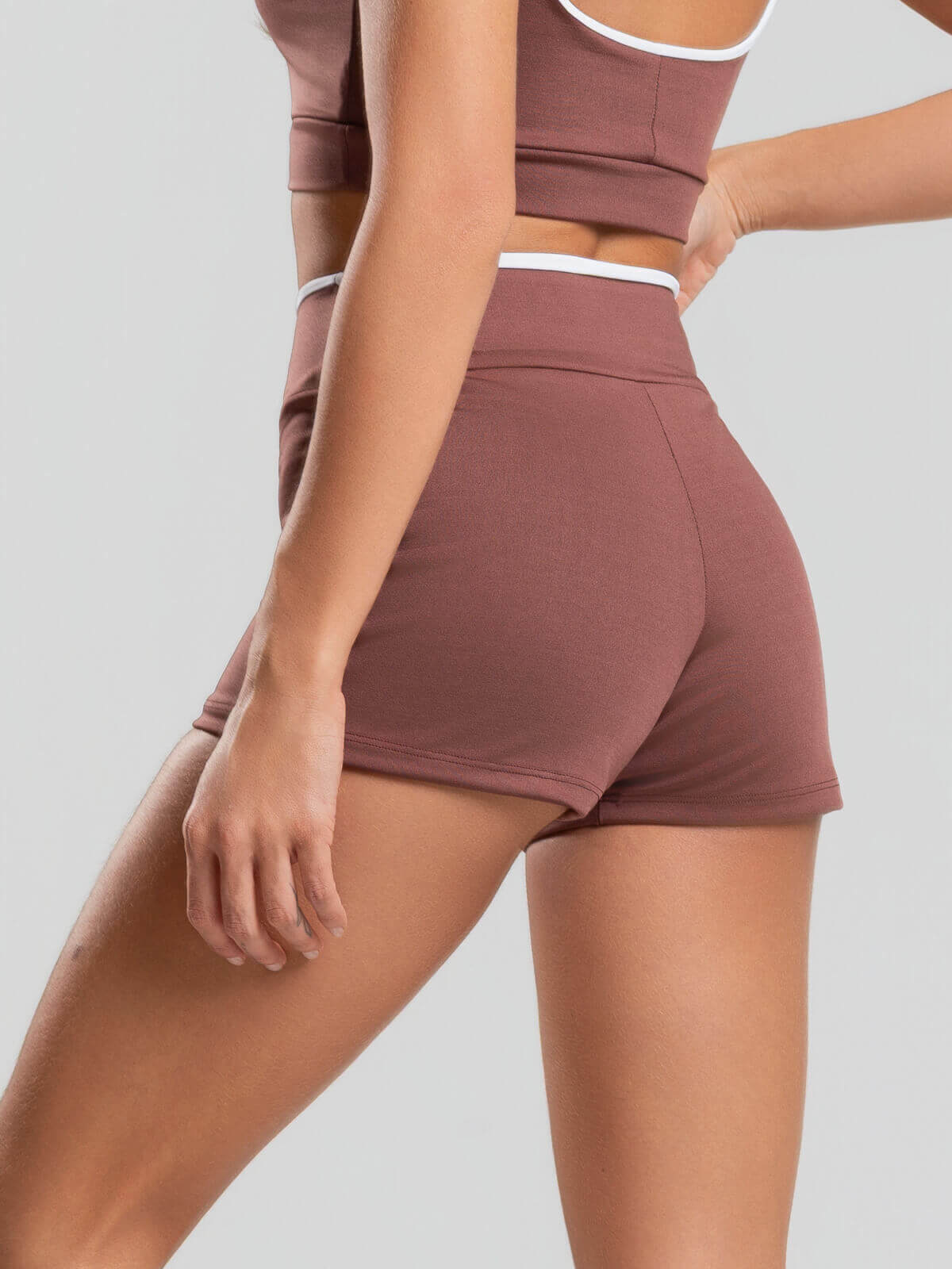 Short Curto Bicolor Suplex Marrom - Vicbela