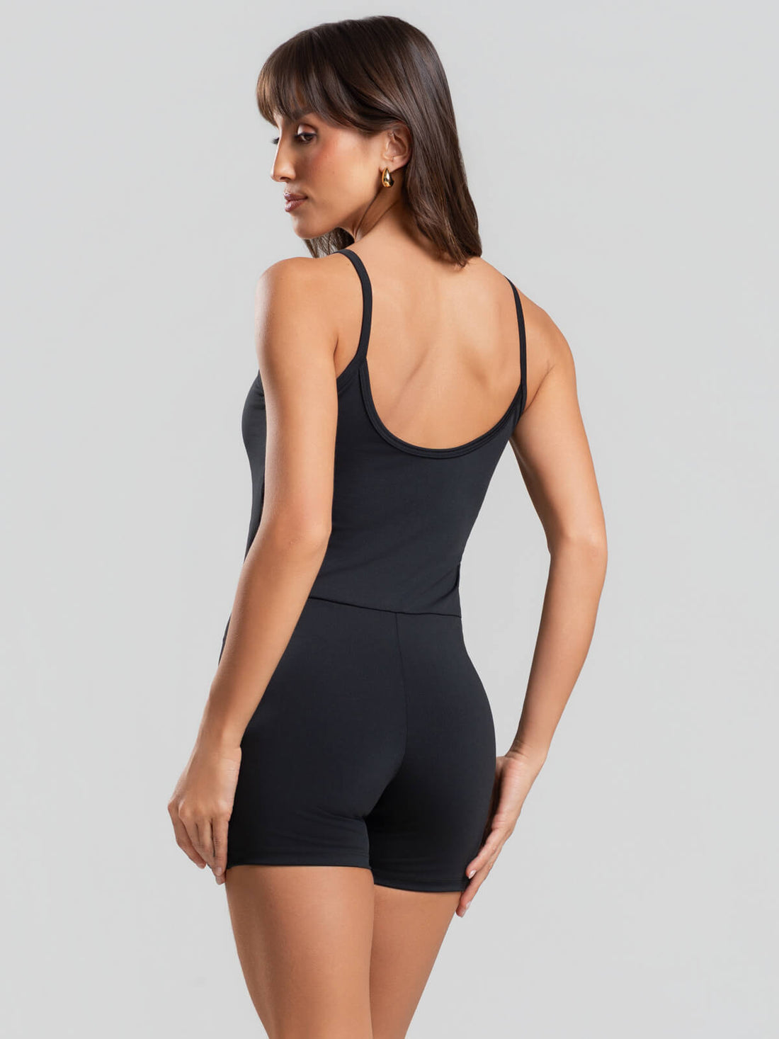 Macaquinho Curto Suplex Preto