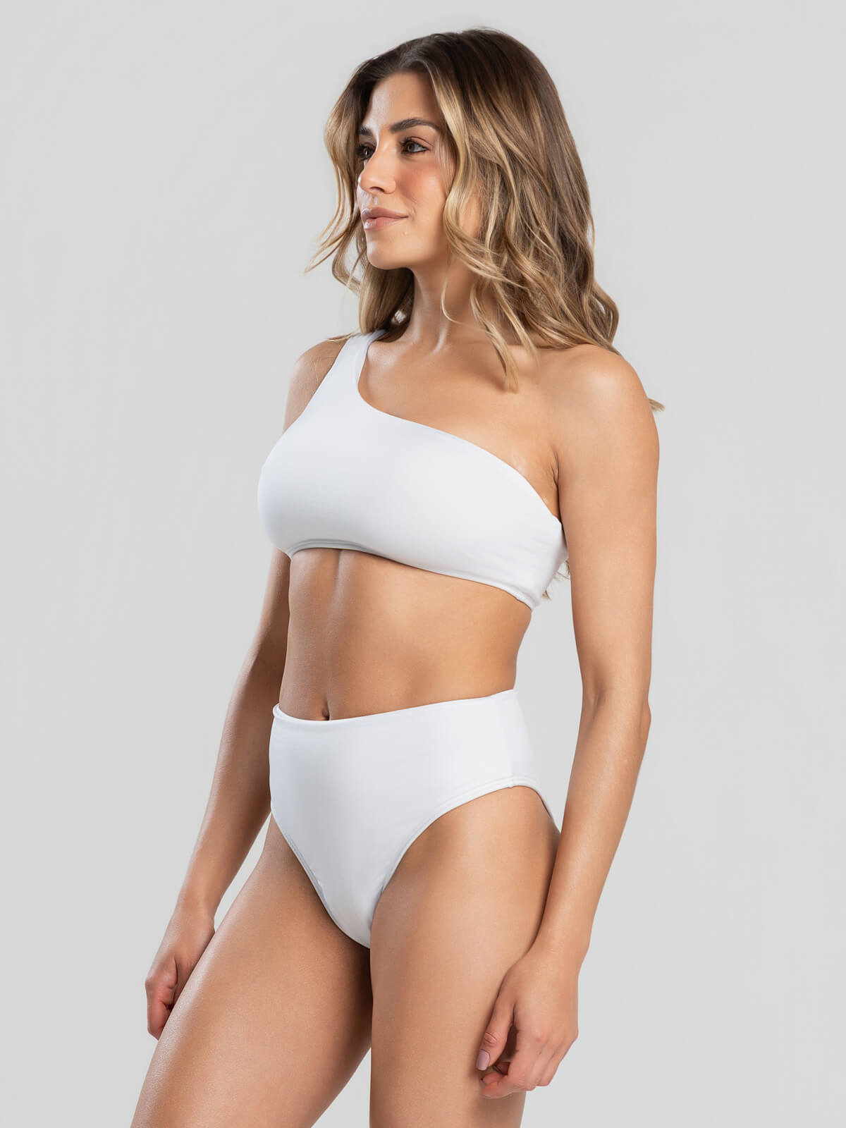 Biquíni Ombro Só Hot Pant Branco - Vicbela