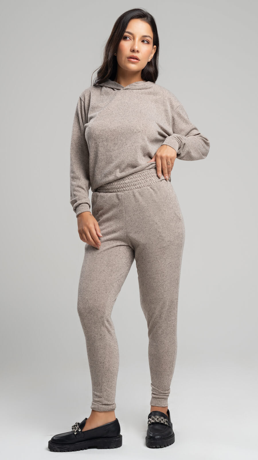 Conjunto Lanzinha Calça Skinny + Blusa Capuz Bege - Vicbela