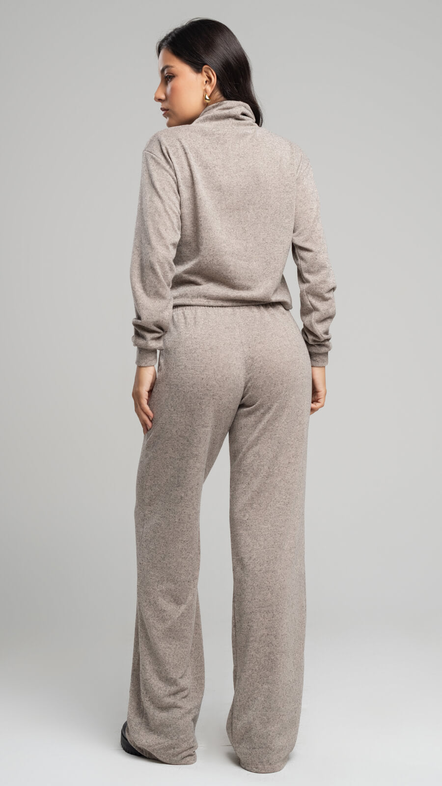 Conjunto Lãnzinha Calça Pantalona + Blusa Golão Bege - Vicbela