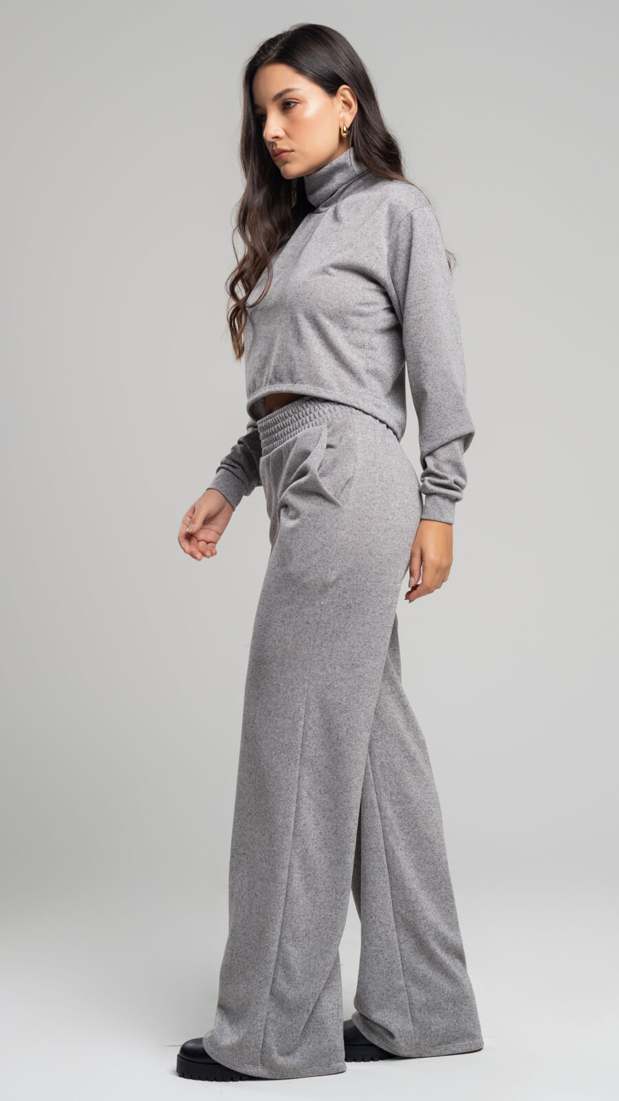 Conjunto Lãnzinha Calça Pantalona + Blusa Golão Cinza - Vicbela