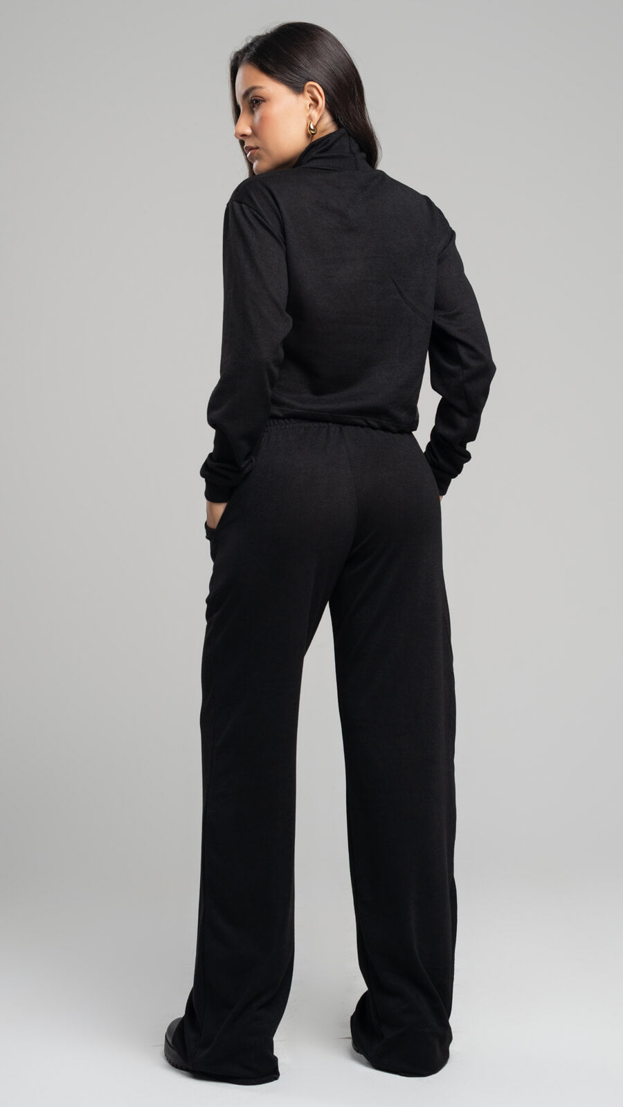 Conjunto Lanzinha Calça Pantalona + Blusa Golão Preto - Vicbela