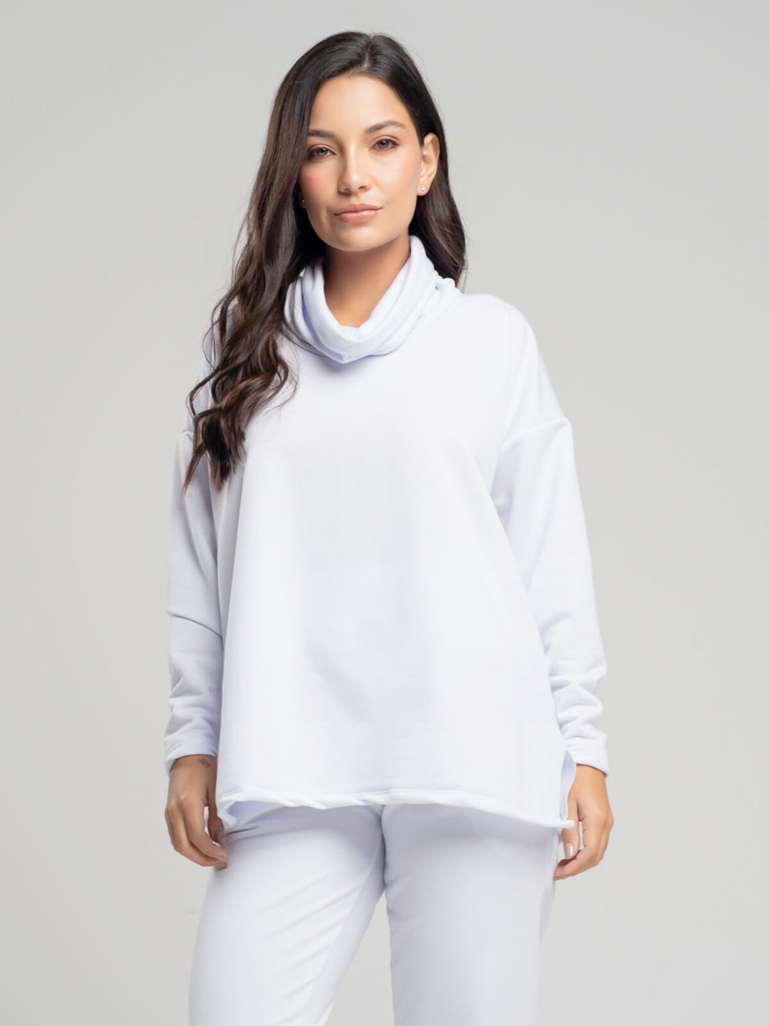 Casaco Oversize Golão Moletinho Branco - Vicbela