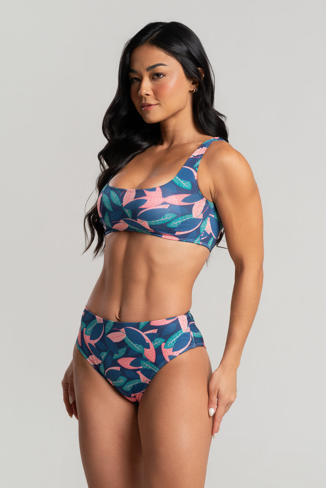 Biquini Regata Hot Pants Estampado Folhas - Vicbela