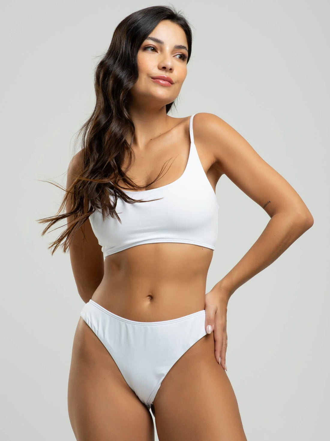 Biquíni Faixa Calcinha Fio Duplo Liso Branco - Vicbela