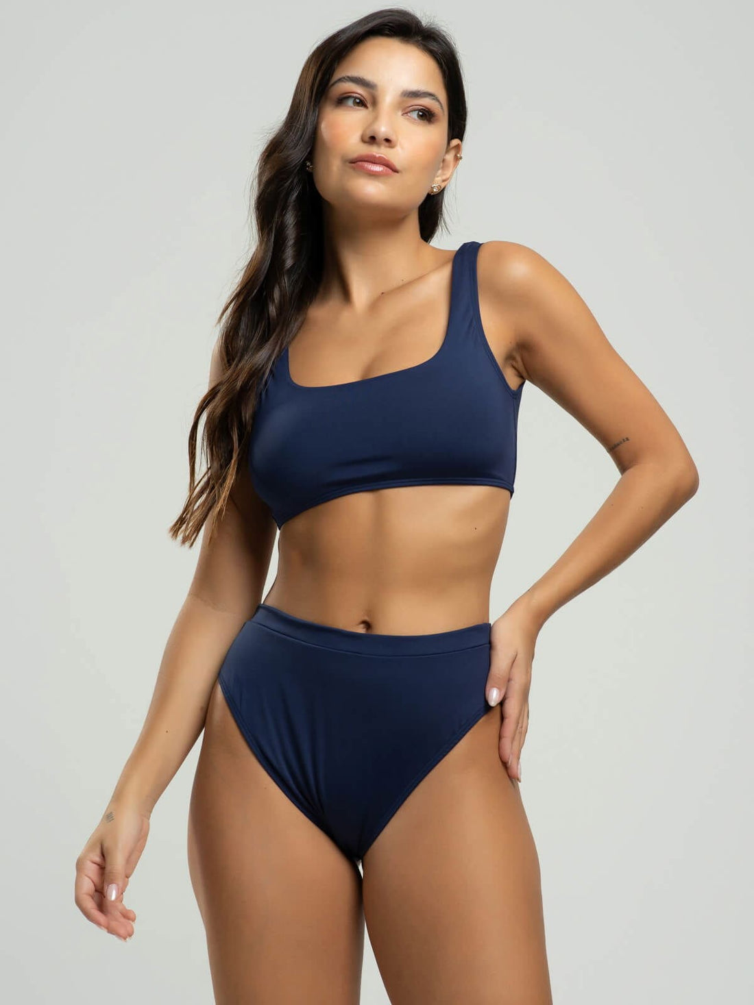 Biquini Regata Hot Pants Liso Azul Marinho - Vicbela
