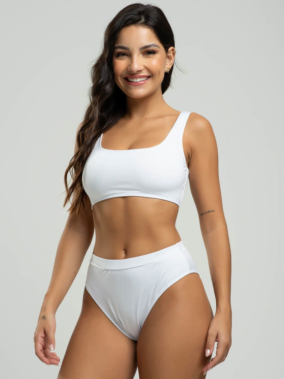 Biquini Regata Hot Pants Liso Branco - Vicbela