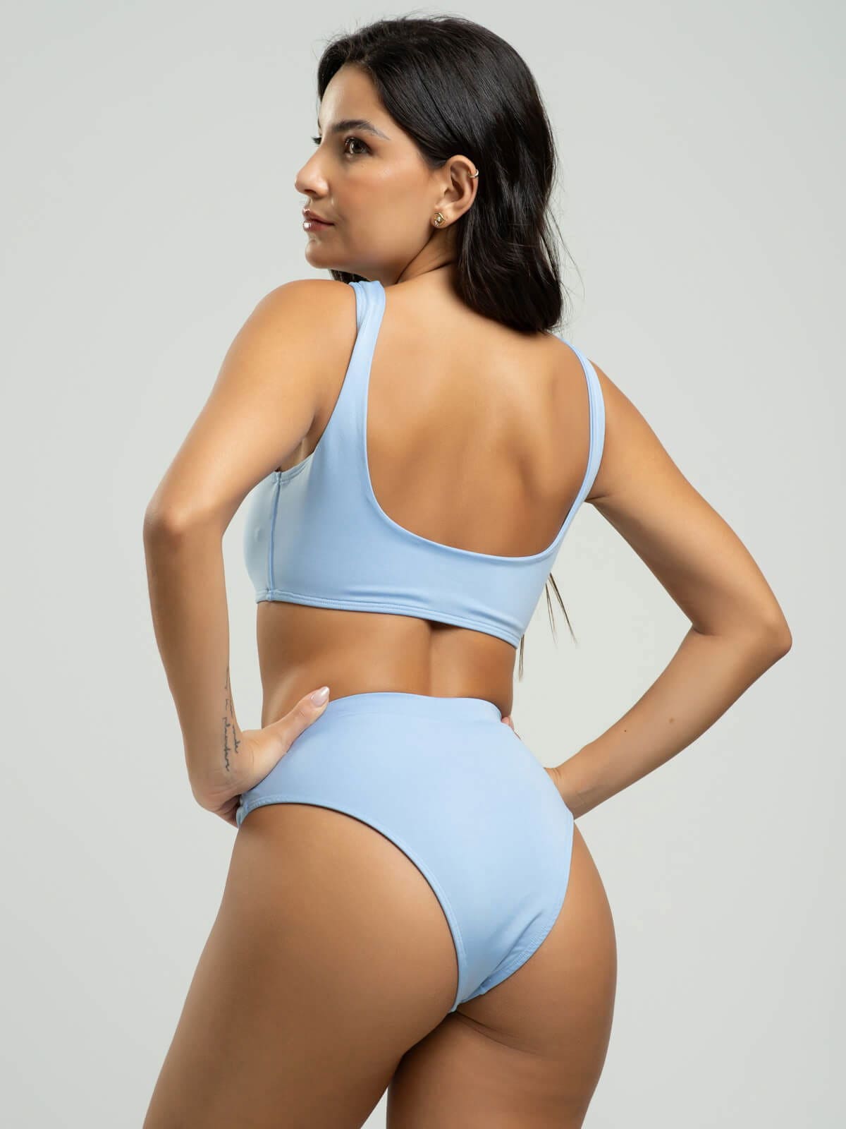 Biquini Regata Hot Pants Liso Serenity - Vicbela