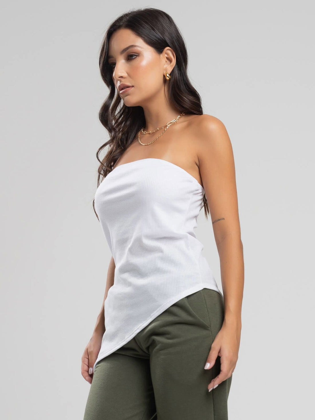 Blusa Assimétrica Tomara que Caia Branco - Vicbela