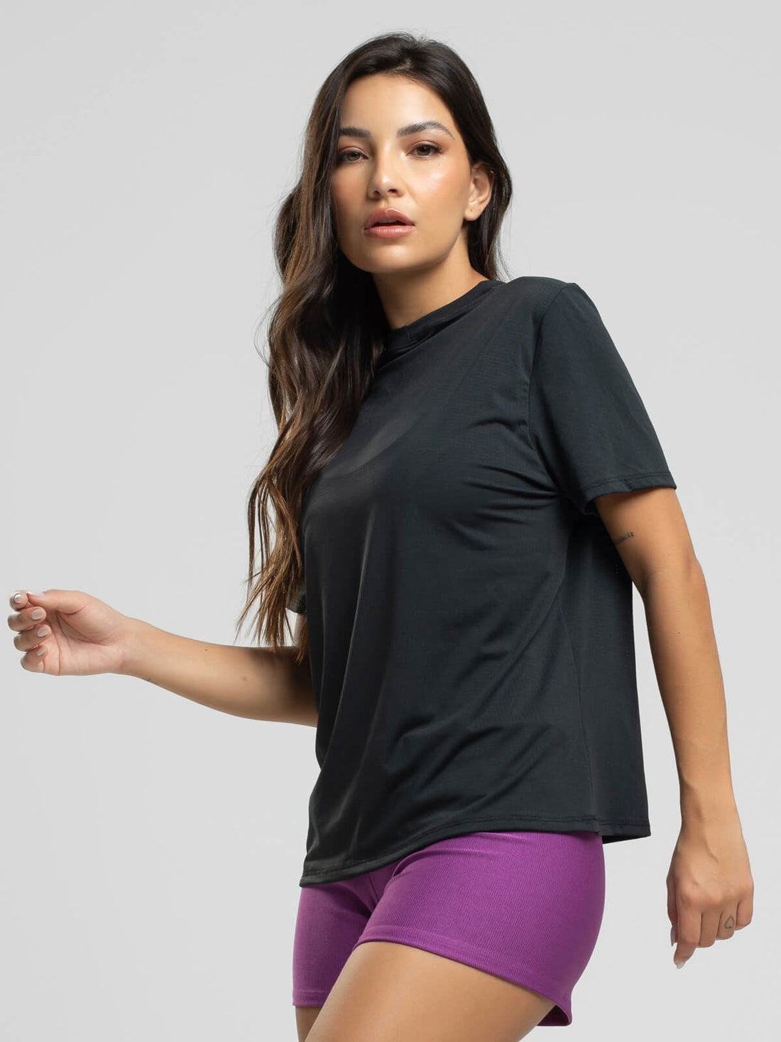 Blusa Manga Curta Fitness Preto - Vicbela