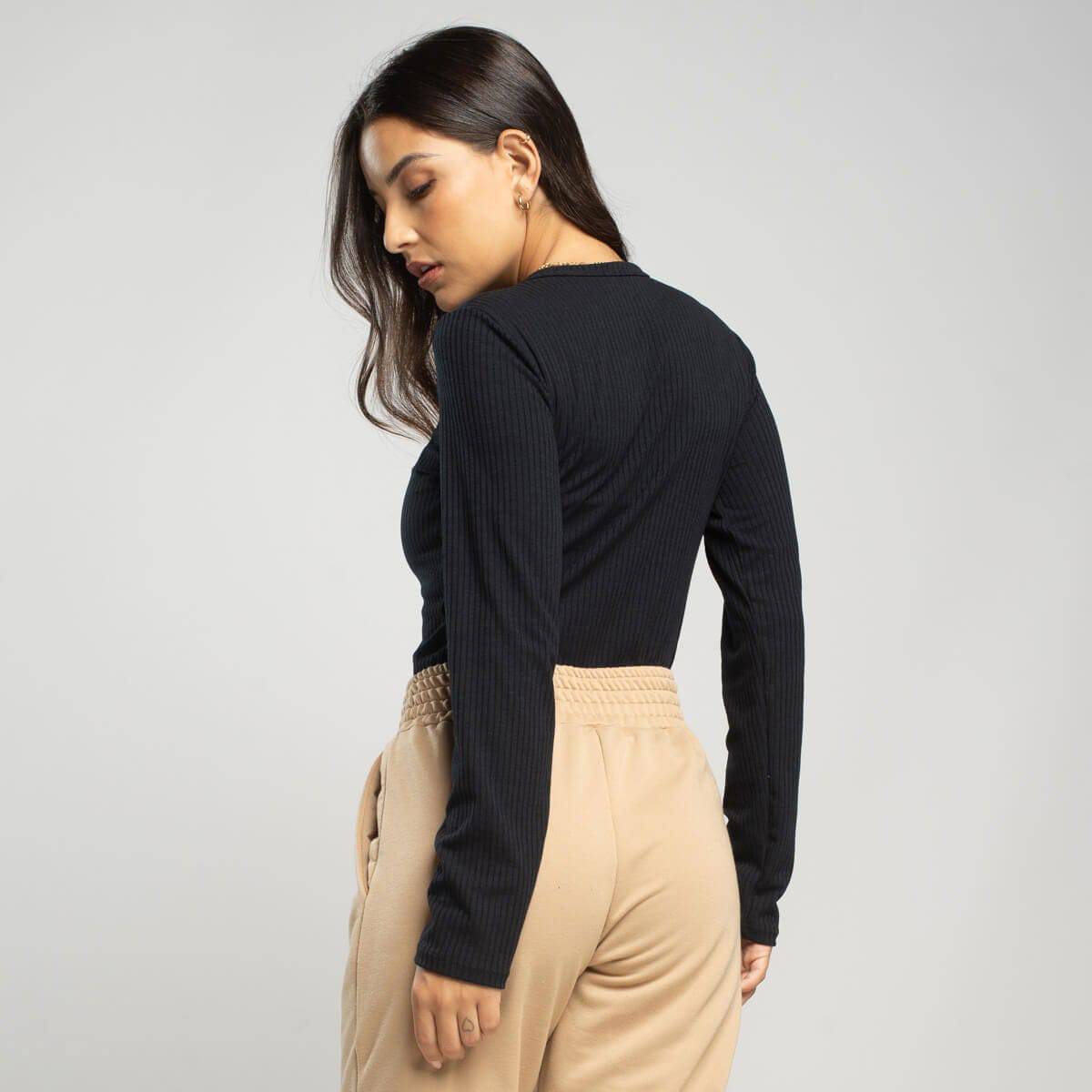 Blusa Manga Longa Canelada Preto - Vicbela