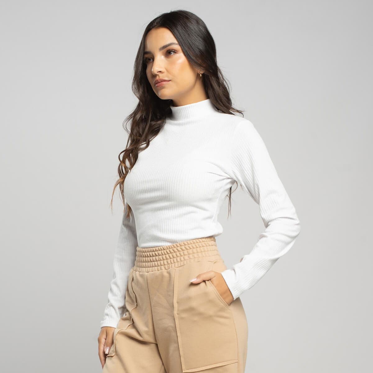 Blusa Manga Longa Gola Alta Canelada Branco - Vicbela