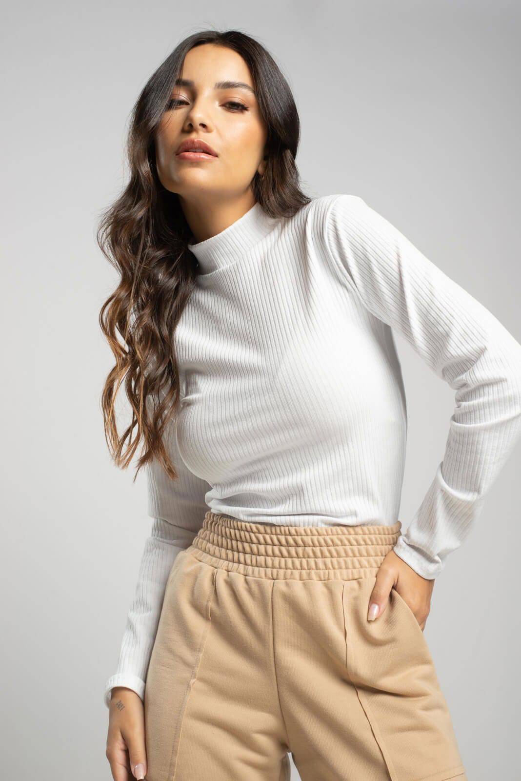 Blusa Manga Longa Gola Alta Canelada Branco - Vicbela