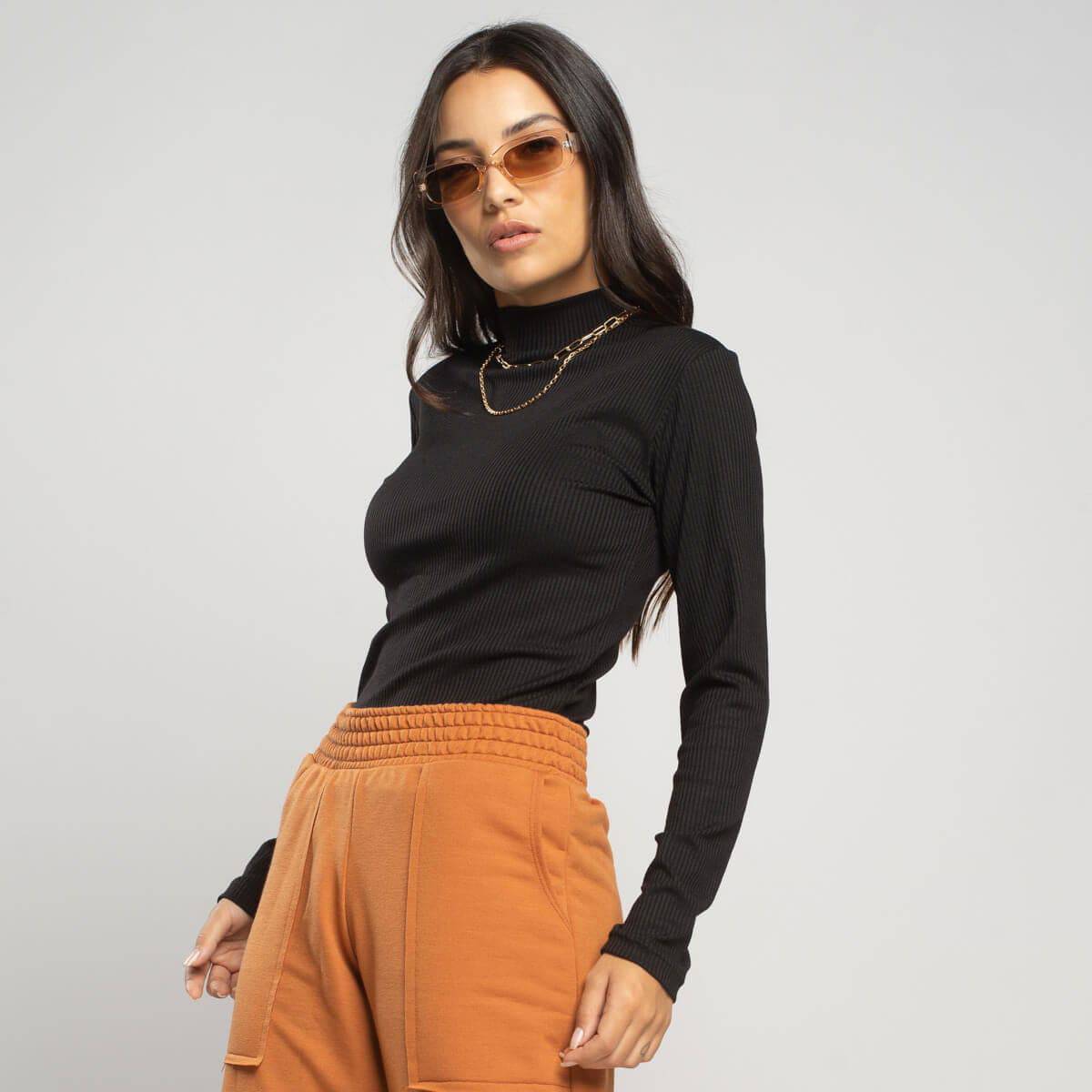 Blusa Manga Longa Gola Alta Canelada Preto - Vicbela