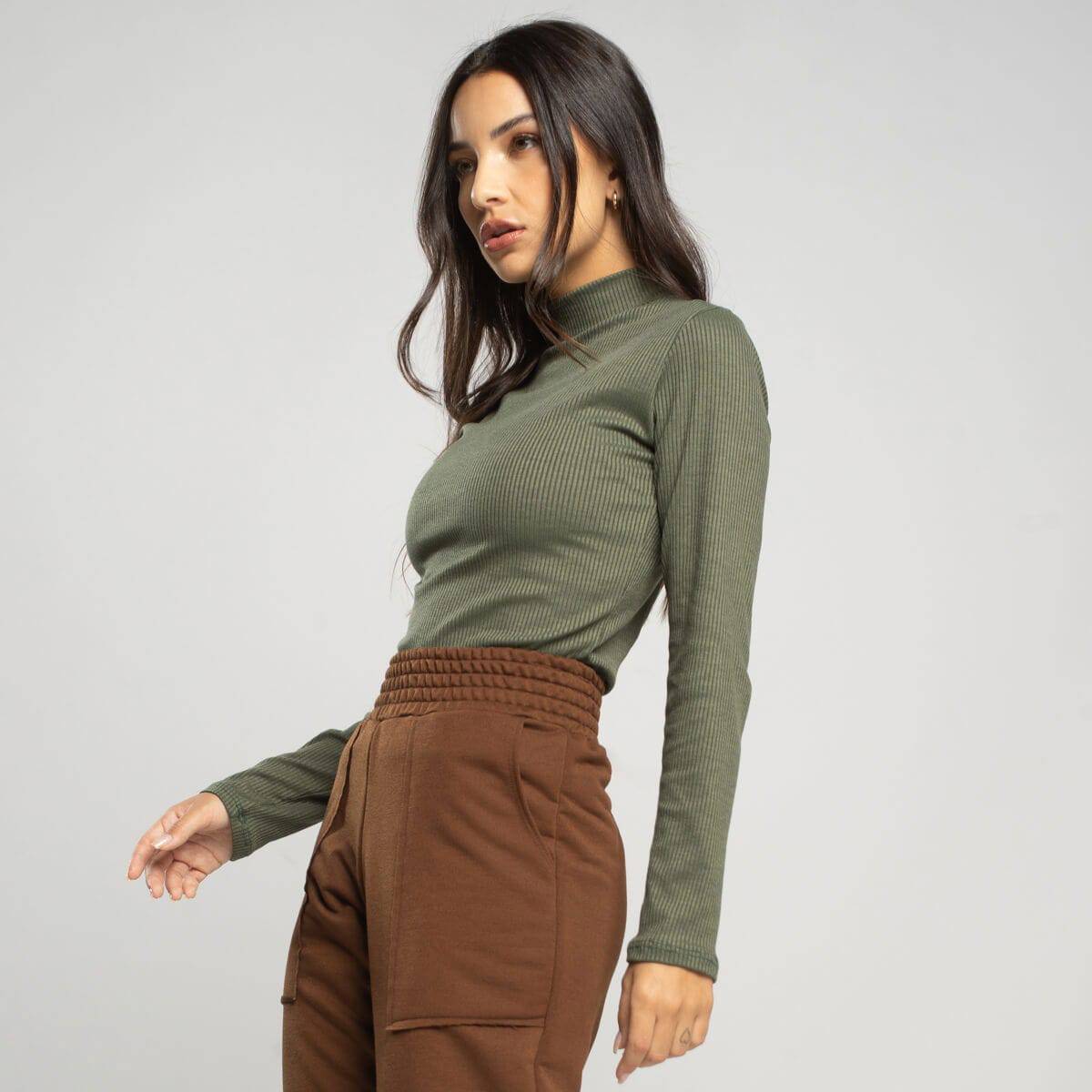 Blusa Manga Longa Gola Alta Canelada Verde - Vicbela