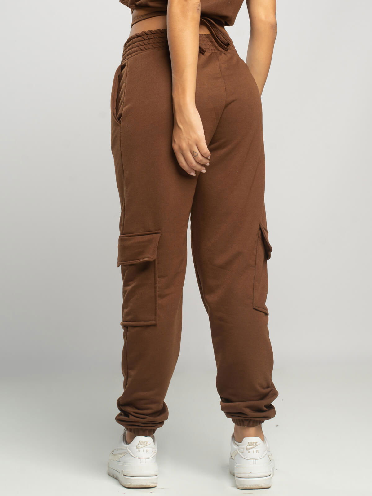 Calça Cargo de Moletinho Marrom - Vicbela