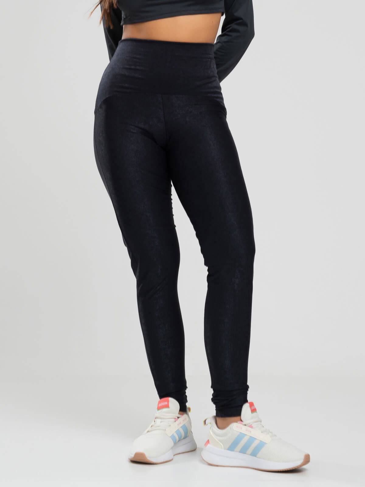Calça Legging Cós Alto Canelado Preto - Vicbela