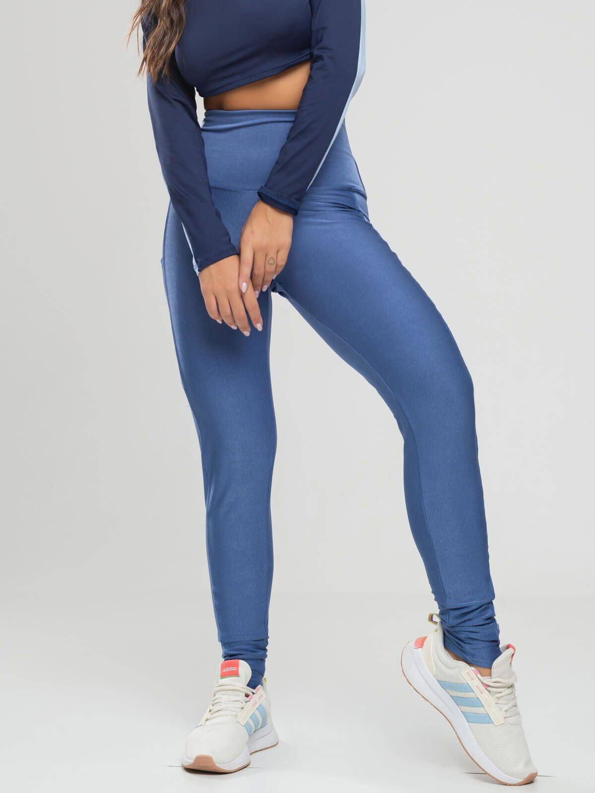 Calça Legging com Bolso Canelada Azul - Vicbela
