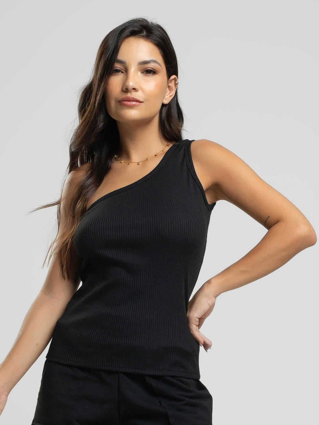 Camiseta Regata Canelado Um Ombro Só Preto - Vicbela