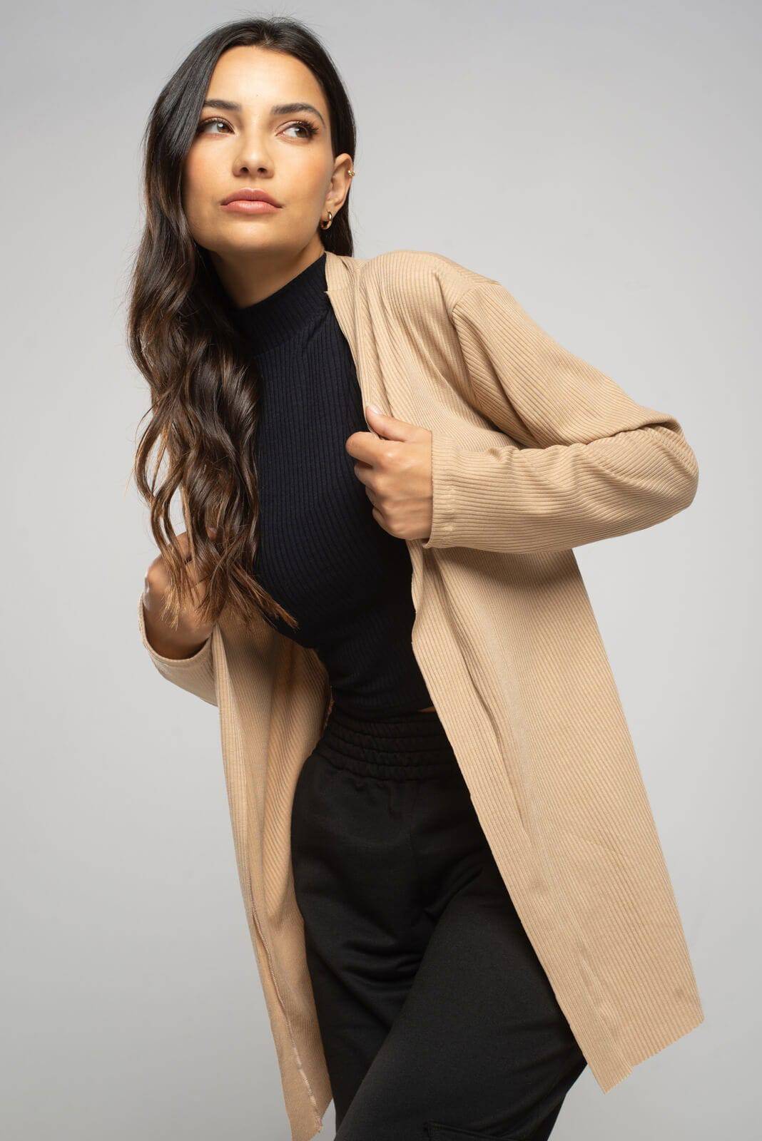 Cardigan Canelado Manga Longa Bege - Vicbela