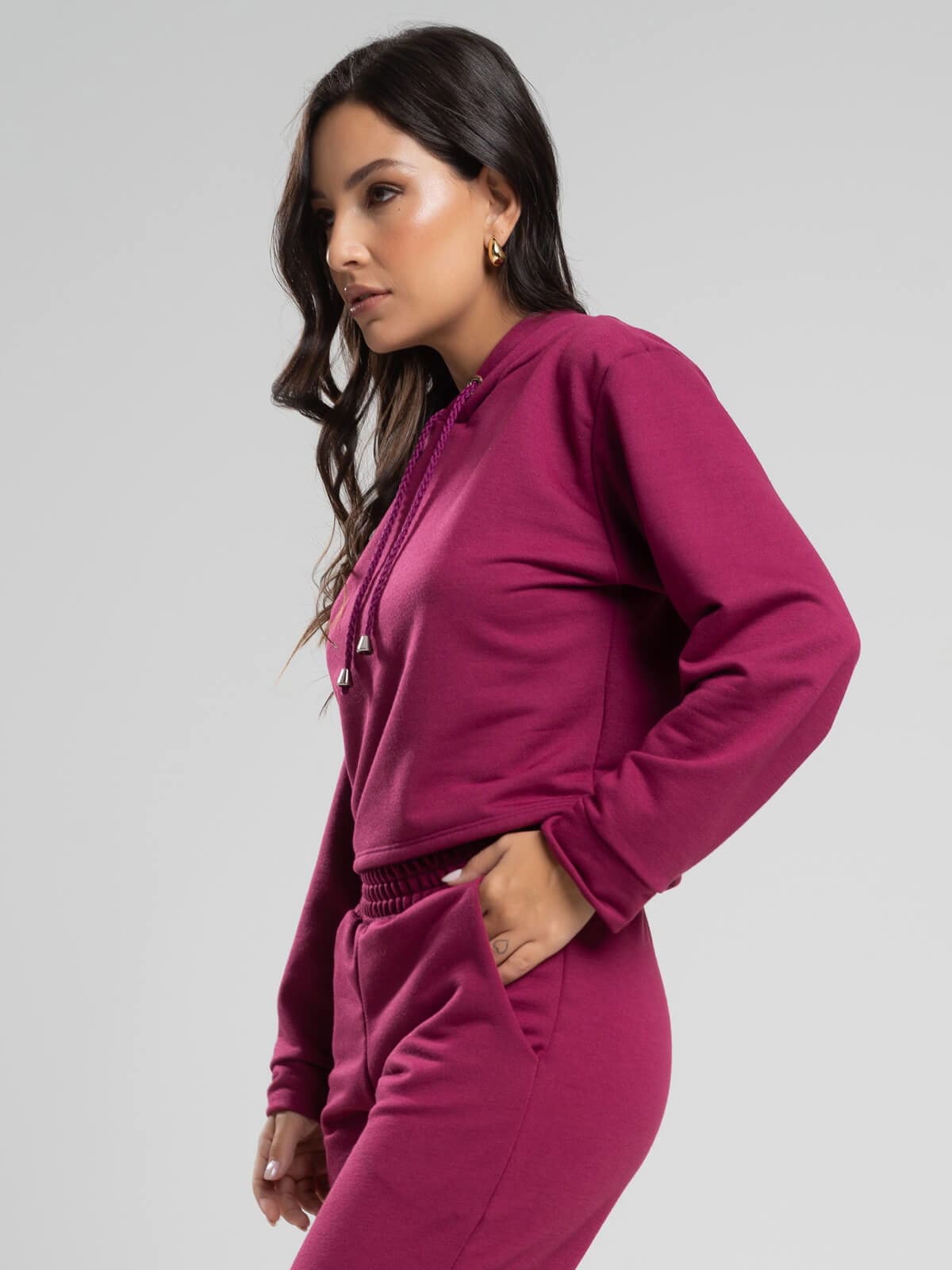 Casaco Cropped Capuz Moletinho Vinho - Vicbela