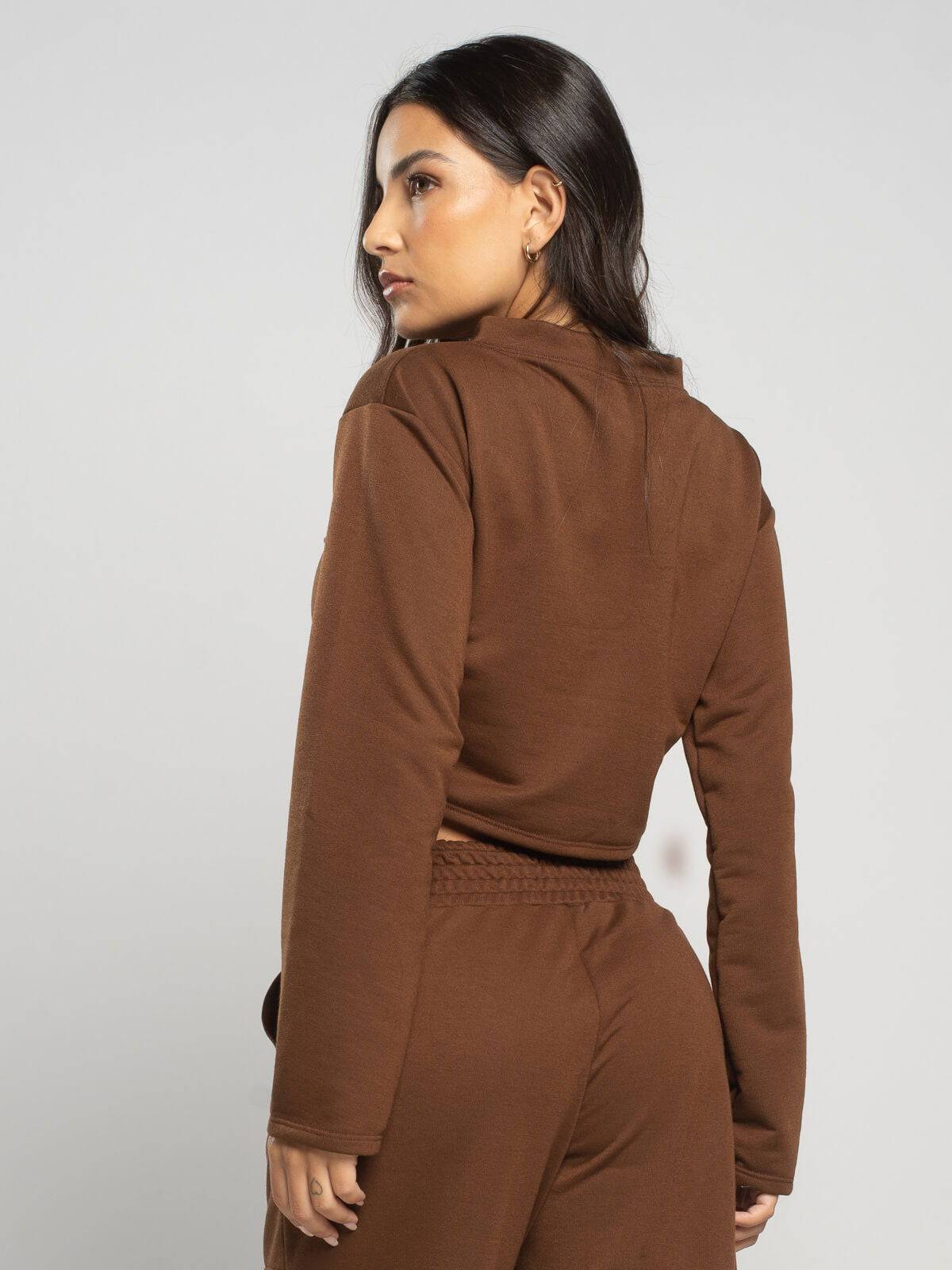 Casaco Cropped Manga Longa Moletinho Marrom - Vicbela