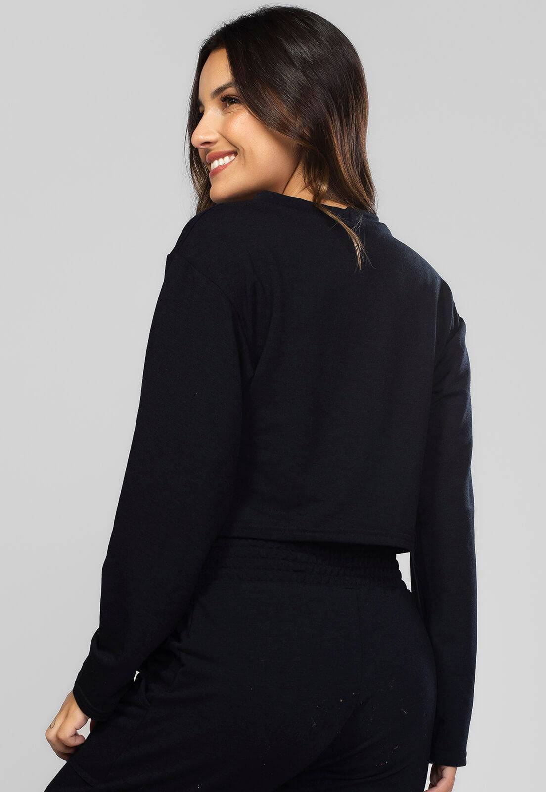Casaco Cropped Manga Longa Moletinho Preto - Vicbela