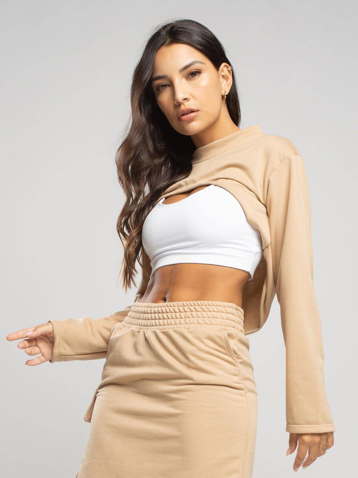 Casaco Super Cropped Manga Longa Bege - Vicbela