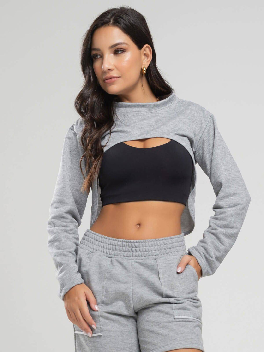 Casaco Super Cropped Manga Longa Cinza - Vicbela