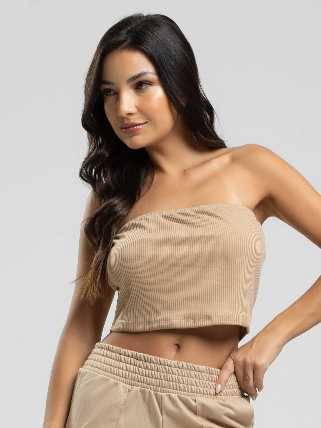 Cropped Canelado Tomara Que Caia Bege - Vicbela
