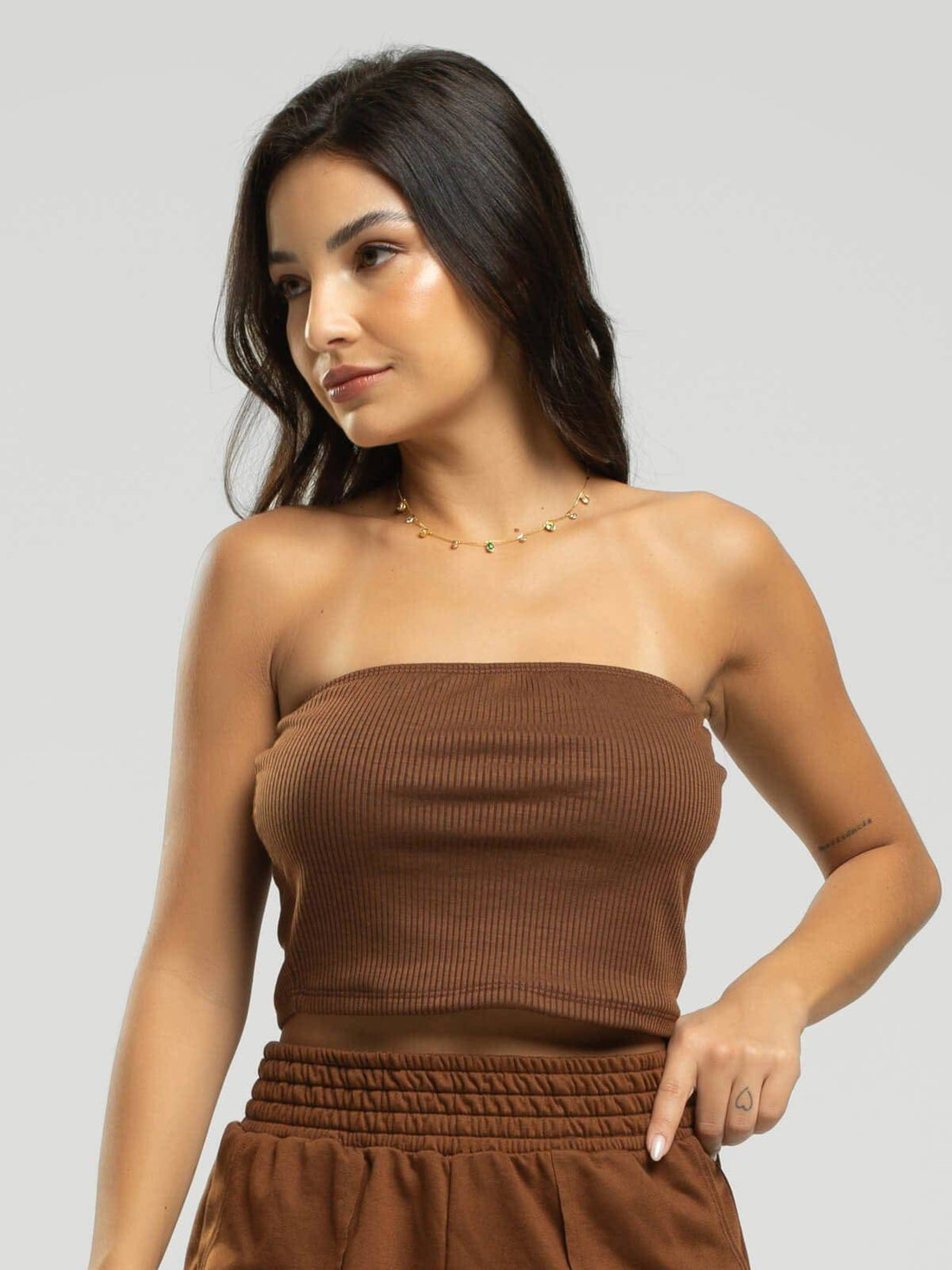 Cropped Canelado Tomara Que Caia Marrom - Vicbela