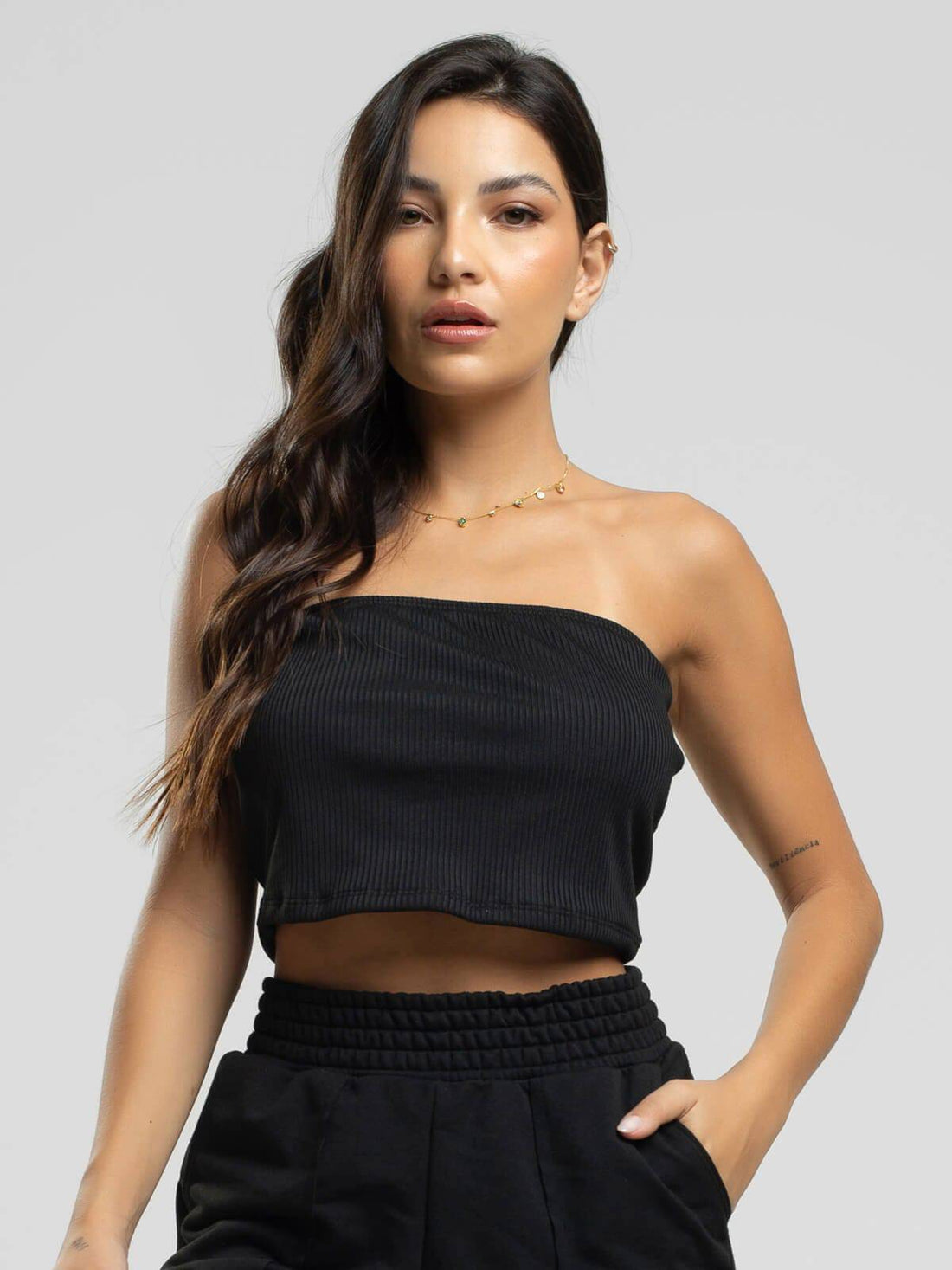 Cropped Canelado Tomara Que Caia Preto - Vicbela