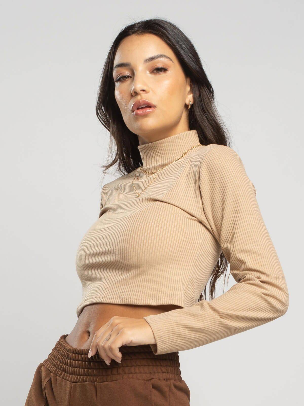 Cropped Gola Alta Manga Comprida Bege - Vicbela