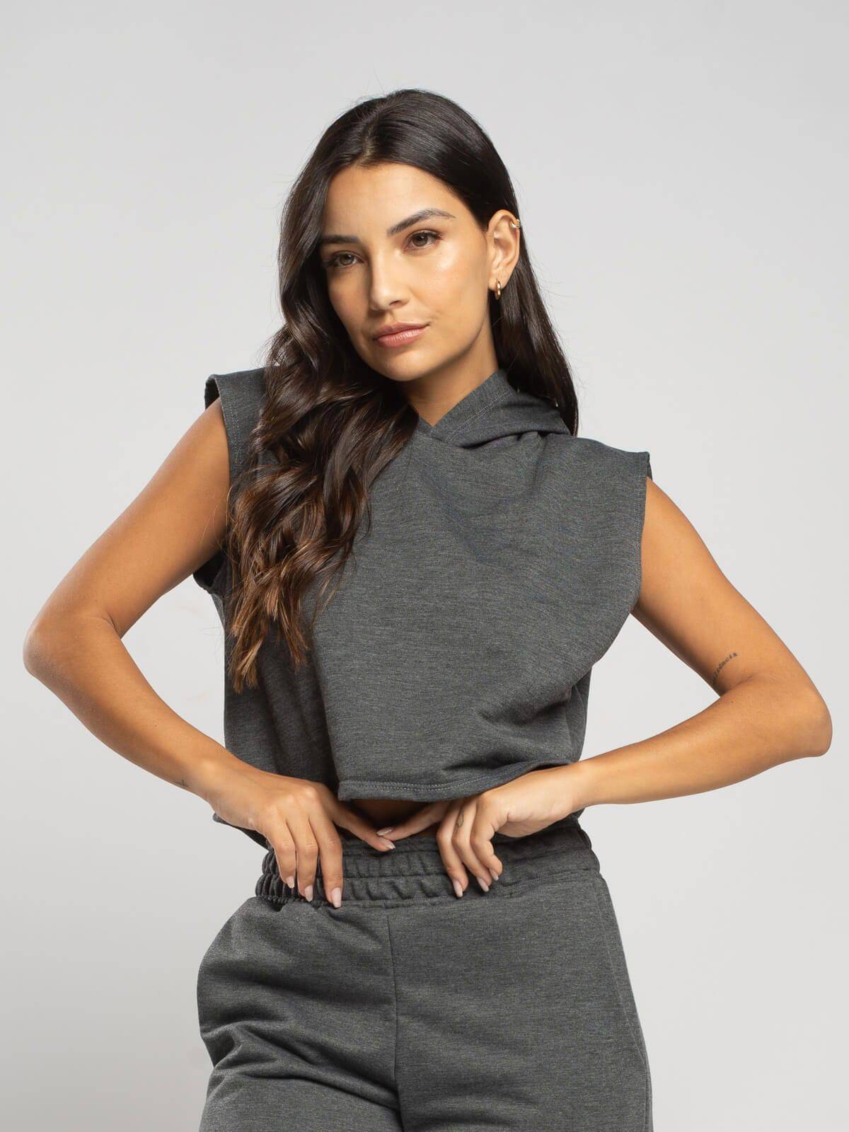 Cropped Regata Com Capuz Grafite - Vicbela